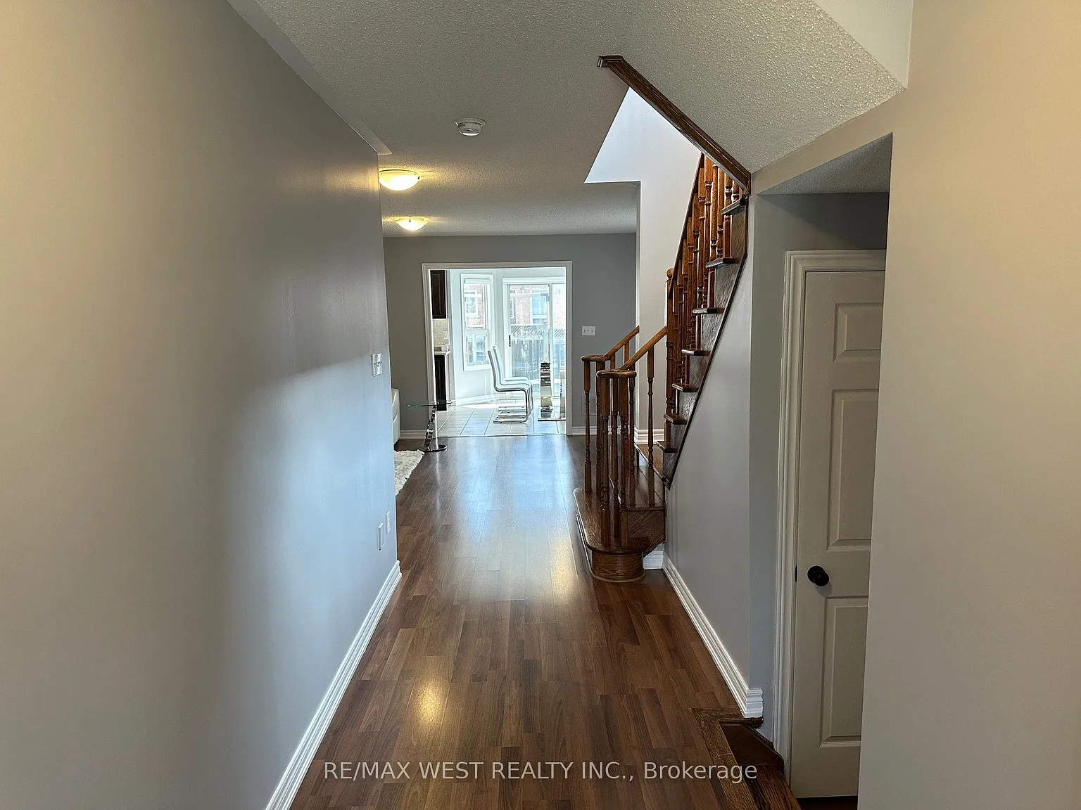 3 bed, $3,575 — Photo 3