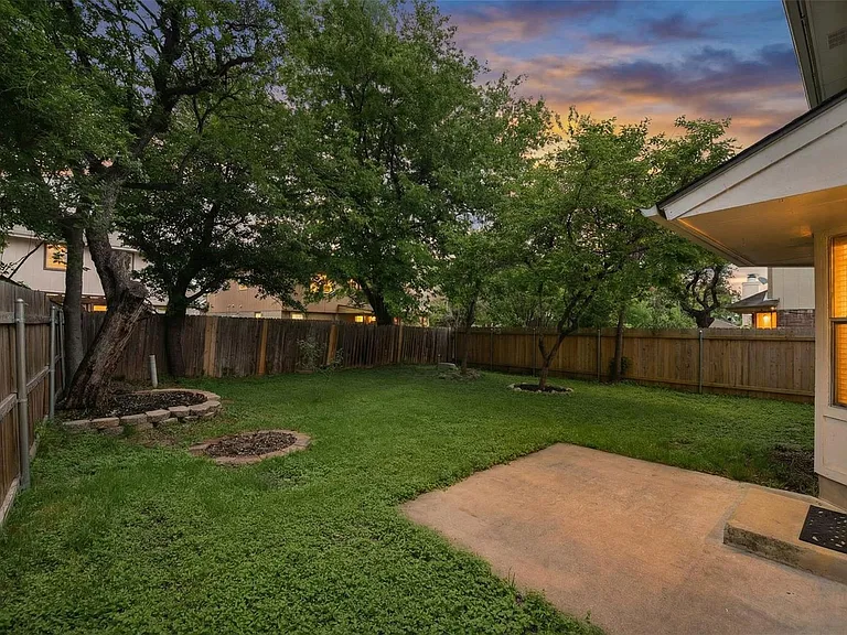 13329 Black Canyon Dr — Photo 19