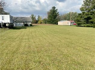 9399 Access Rd, Brookville, OH 45309