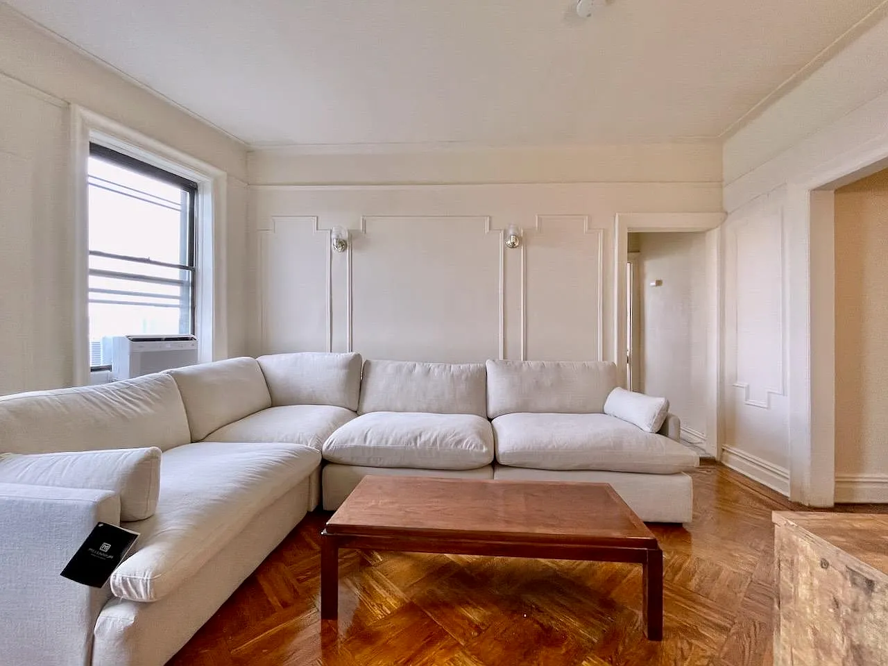 1 bed, 1.0 bath, $1,965 — Photo 2