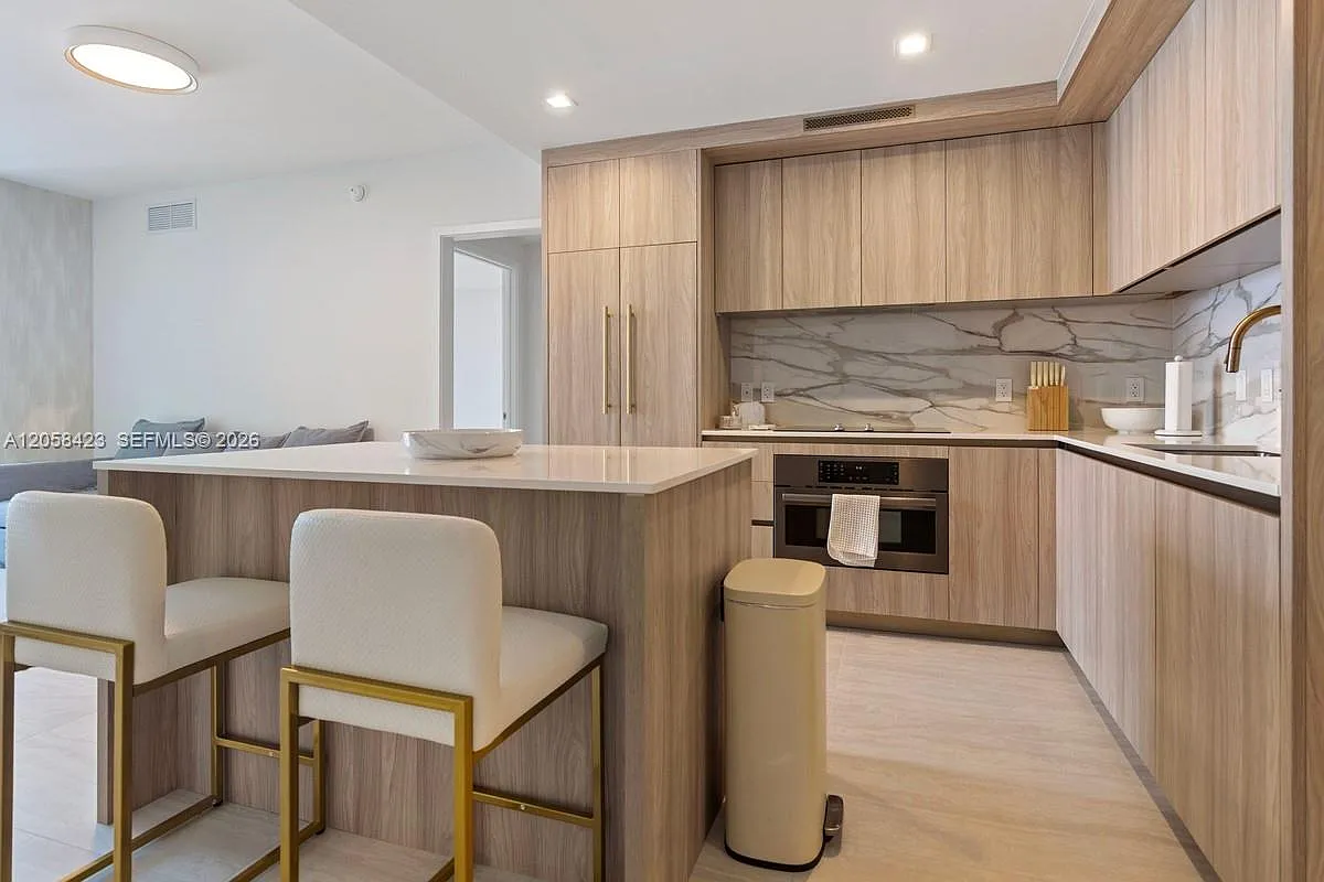 Viceroy Brickell Condo — Photo 4