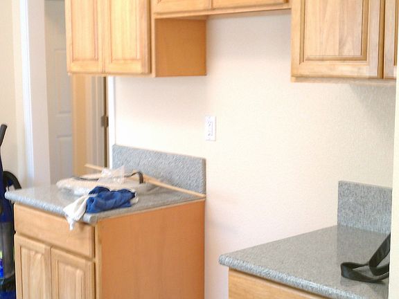 5th image of 600 Walnut St