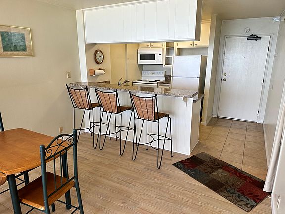 5th image of 1750 E Ocean Blvd Unit 712