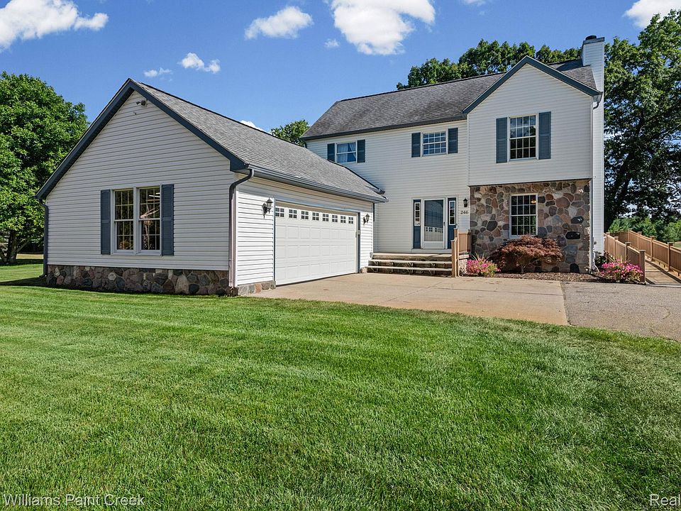 1st image of 246 Nicklas Ct
