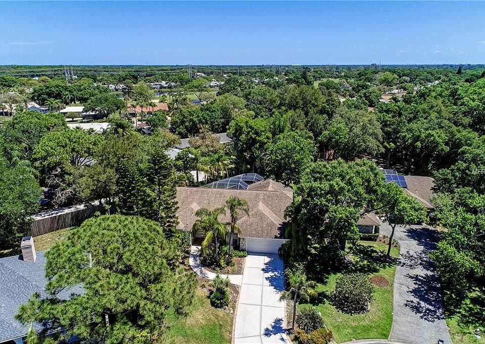 1st image of 4529 Chimney Creek Dr