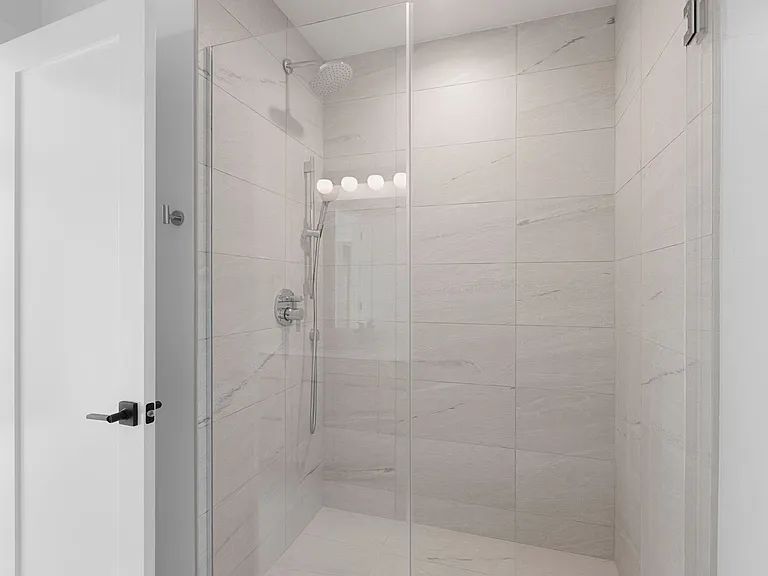 904 W Dakin LLC — Photo 24