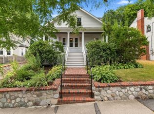 42 Brucewood St, West Roxbury, MA 02132