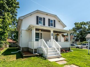 42 Park St, Waltham, MA 02453