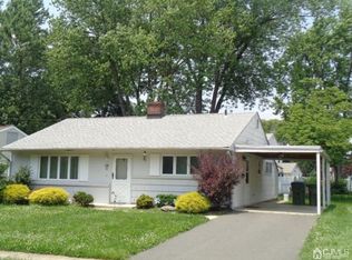 11 Comstock Rd, Edison, NJ 08817