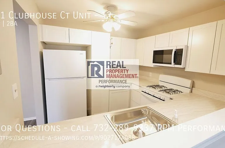531 Clubhouse Ct #12 — Photo 10