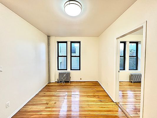2nd image of 243 13th St APT 8