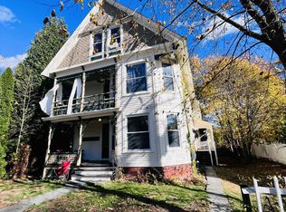 61 Oak St, Willimantic, CT 06226