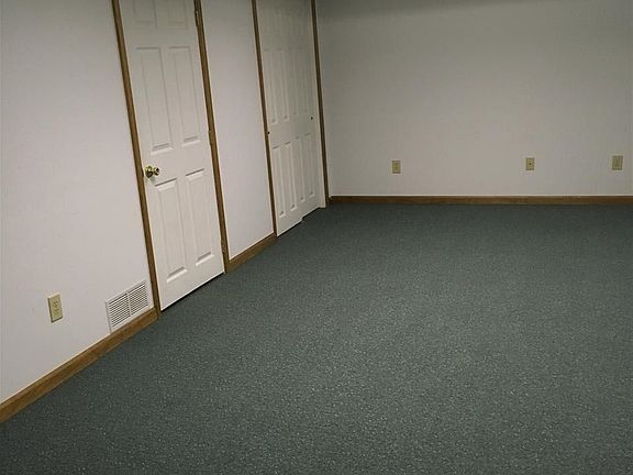 3rd image of 30 Gloucester St