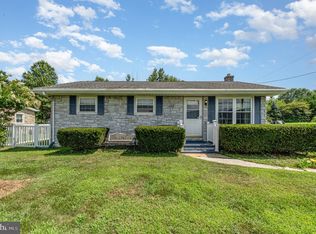 582 Loudon Rd, Saint Thomas, PA 17252