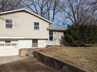 11928 W 69th St, Shawnee, KS 66216