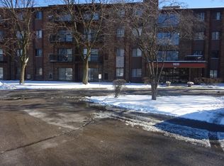 14635 Greenwood Rd APT 203, Dolton, IL 60419