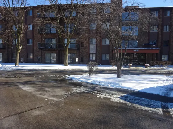 14635 Greenwood Rd APT 203, Dolton, IL 60419