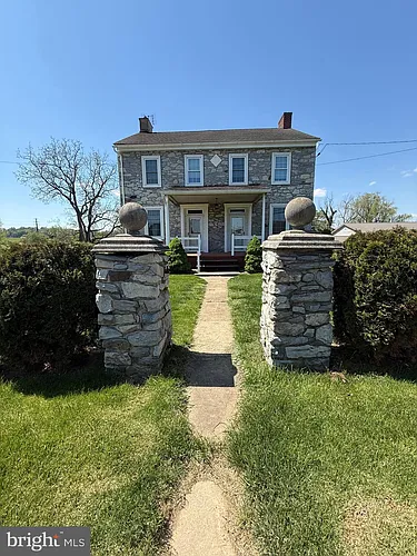 4056 E Newport Rd Photo 1