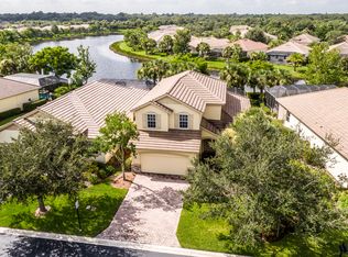 3701 Lakeview Isle Ct, Fort Myers, FL 33905