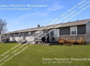650 East St APT 5, Coopersville, MI 49404
