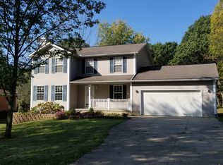 1704 Van Lynn Dr, Akron, OH 44306