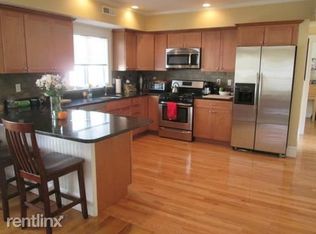 122 Nichols Ave, Watertown, MA 02472