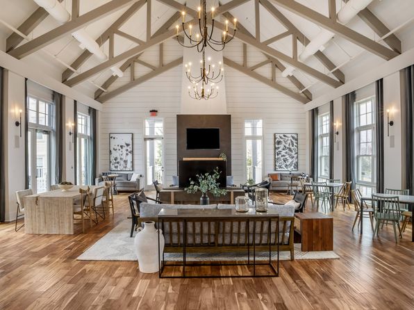 ashburn i c e house
