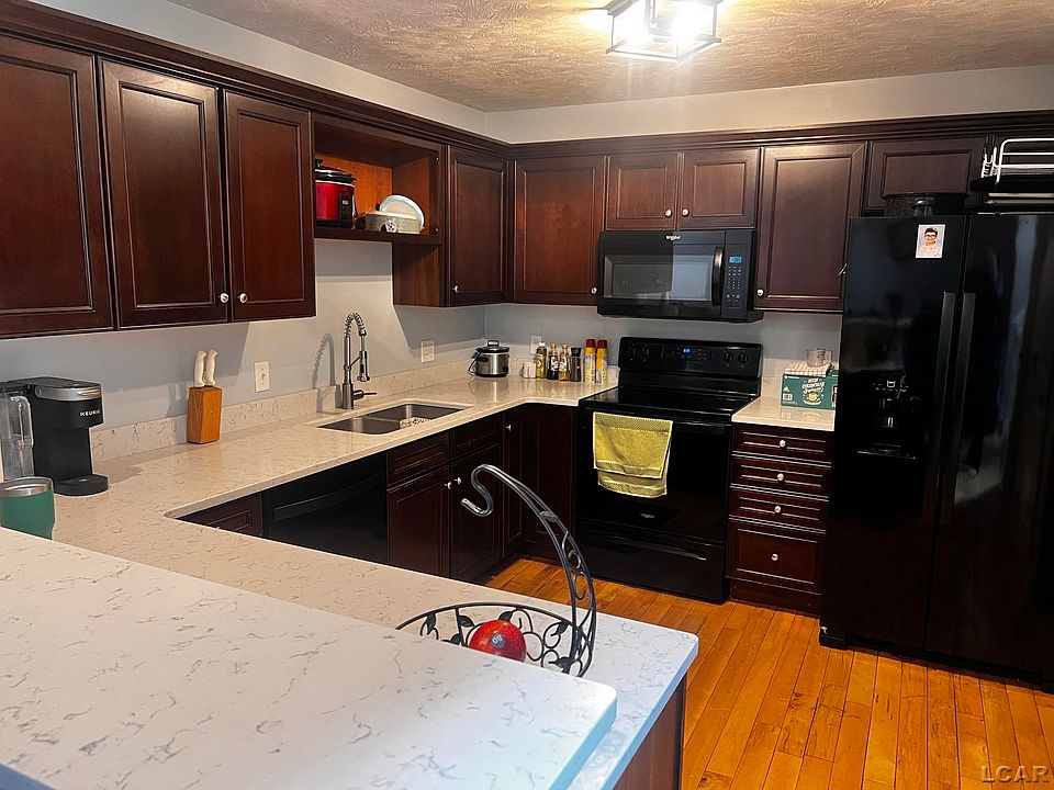 1st image of 108 Clubhouse Dr