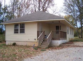 411 Ruggles Ln, Muscle Shoals, AL 35661