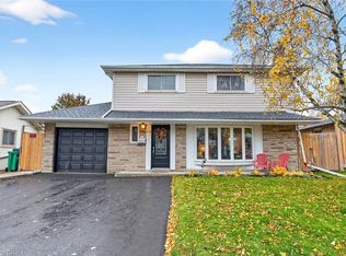 14 Caledon Cres, Brampton, ON L6W1C5