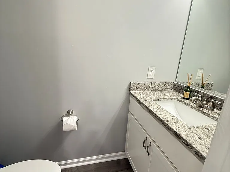 106 Kingsbridge Ln — Photo 13