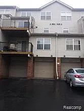 Lafayette Park Area 2 Bed/2 Bath Condo in Detroit - Available 03/06 - $1800/month — Photo 2
