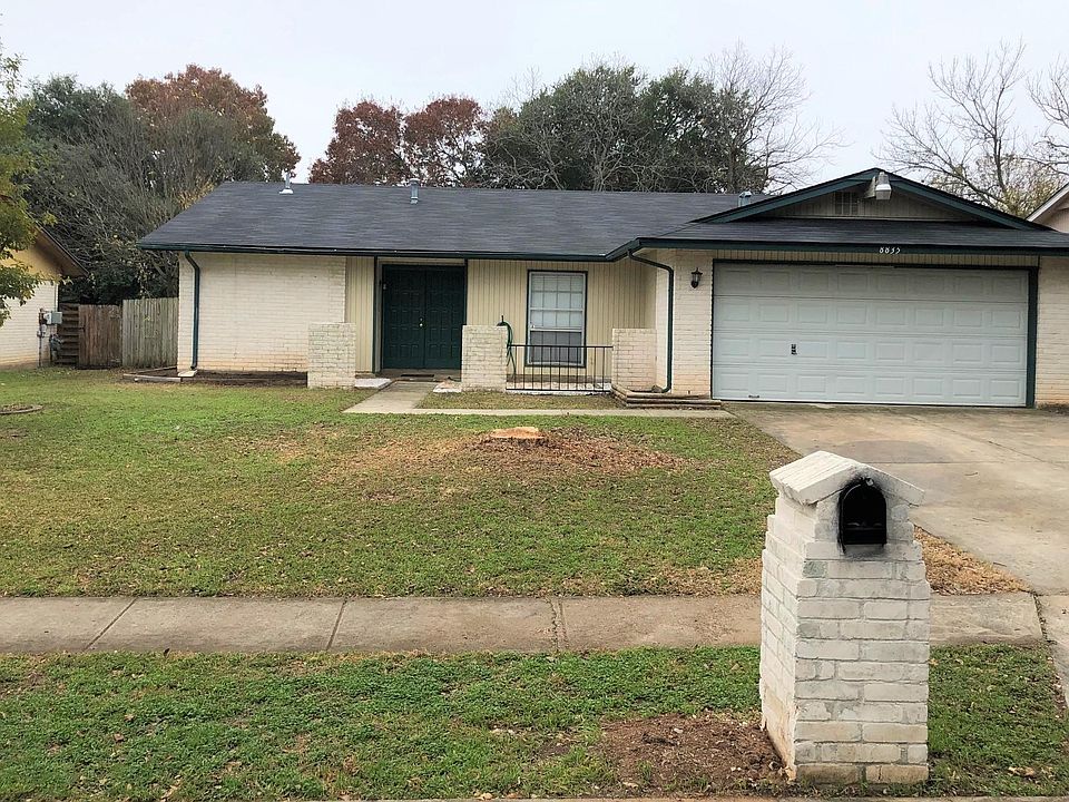 1st image of 8835 Thatch Dr