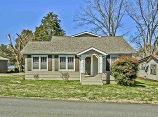 1128 Jones St, Athens, TN 37303