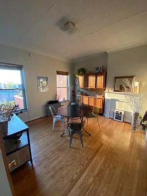 Rented by The Excelsior Collection LTD | media 21