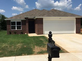 137 E Glendale Ln, Rogers, AR 72758