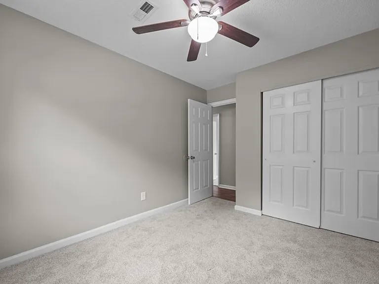615 Wallingford Ct — Photo 20