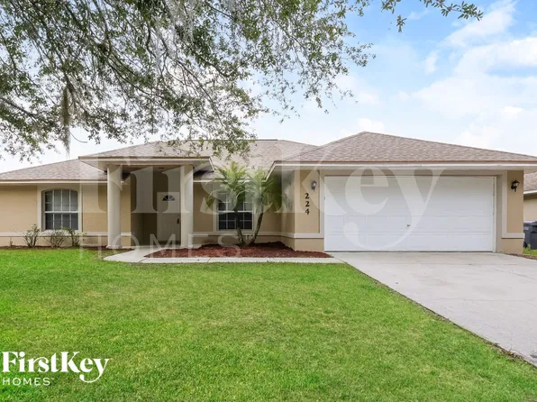 224 Quiet Oak Ct, Davenport, FL 33896