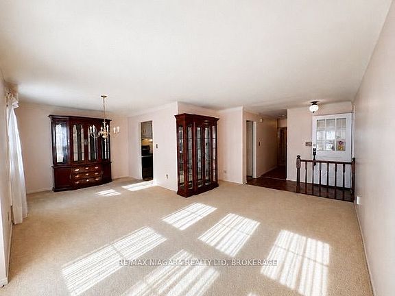 4th image of 2781 Mercury Ave