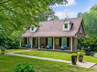 850 Hogan Rd, Clarksville, TN 37043