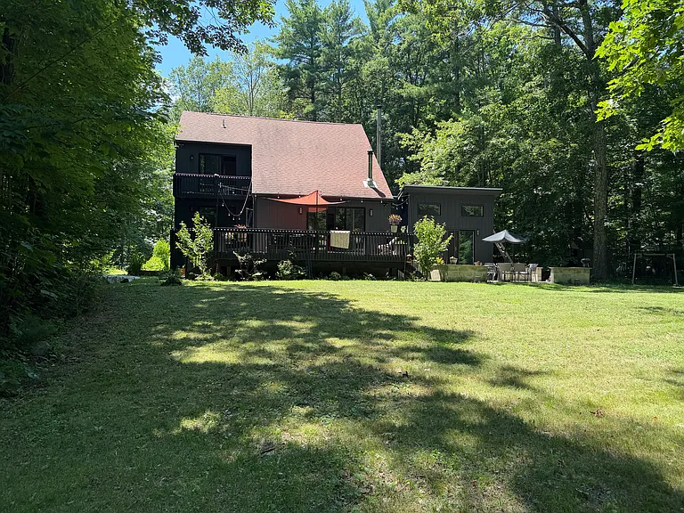 Woodland Dr — Photo 2
