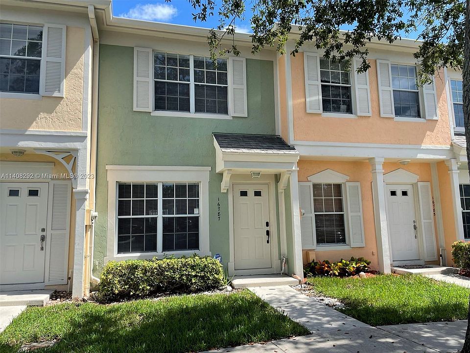 1st image of 16787 Hemingway Dr
