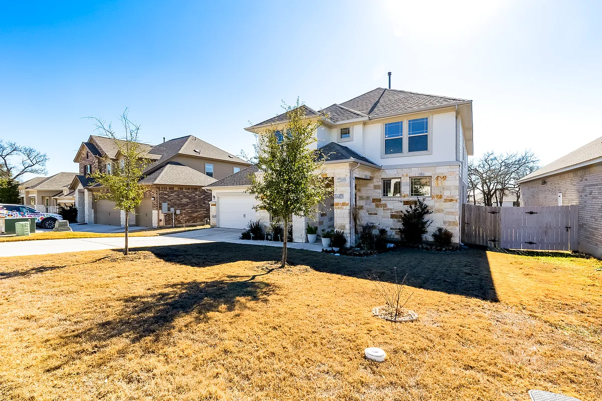 Building Photo - 133 Goshen Dr