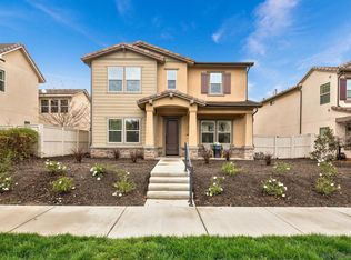 3059 Starry Night Dr, Escondido, CA 92029