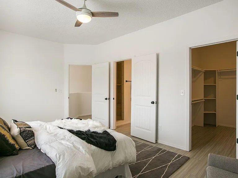 1016 Lead Ave SW #1016C — Photo 9