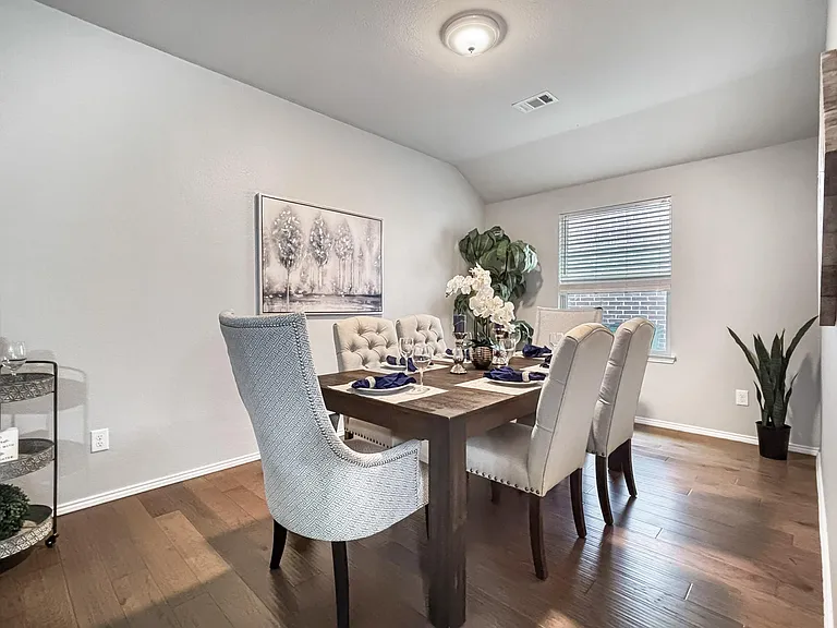 4408 Dashland Dr — Photo 8