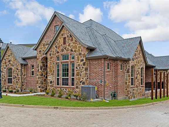 3rd image of 8900 Dewland Dr