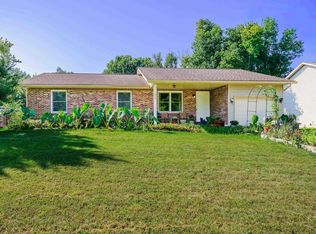 1019 W Countryside Ln, Bloomington, IN 47403