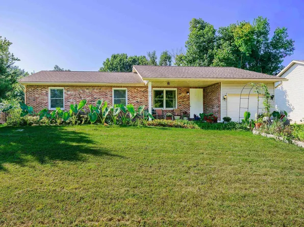1019 W Countryside Ln, Bloomington, IN 47403