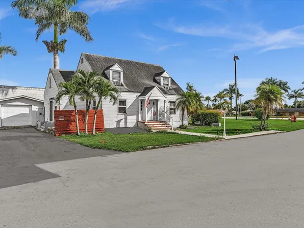 9 NW AVENUE D, Belle Glade, FL 33430